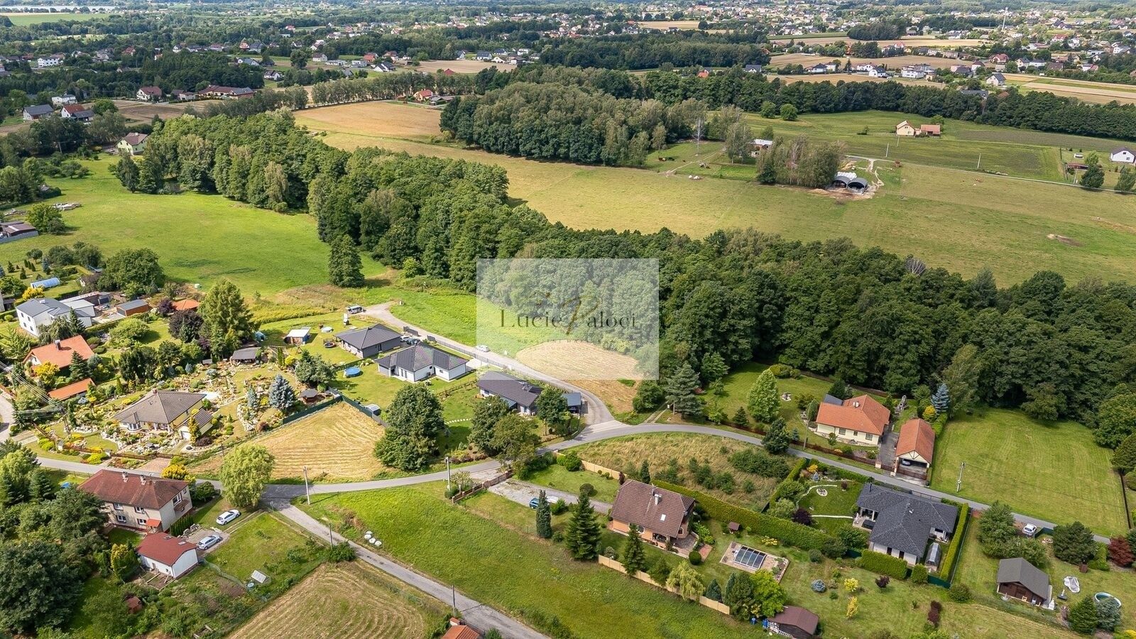 Prodej pozemku 2231 m² - foto 3