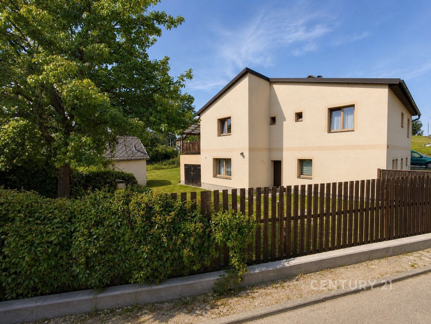 Prodej domu 238 m² - foto 1