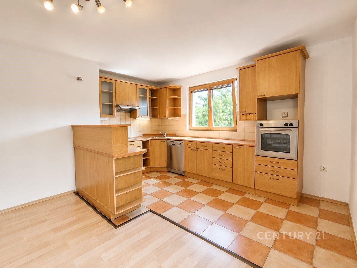 Prodej domu 238 m² - foto 4