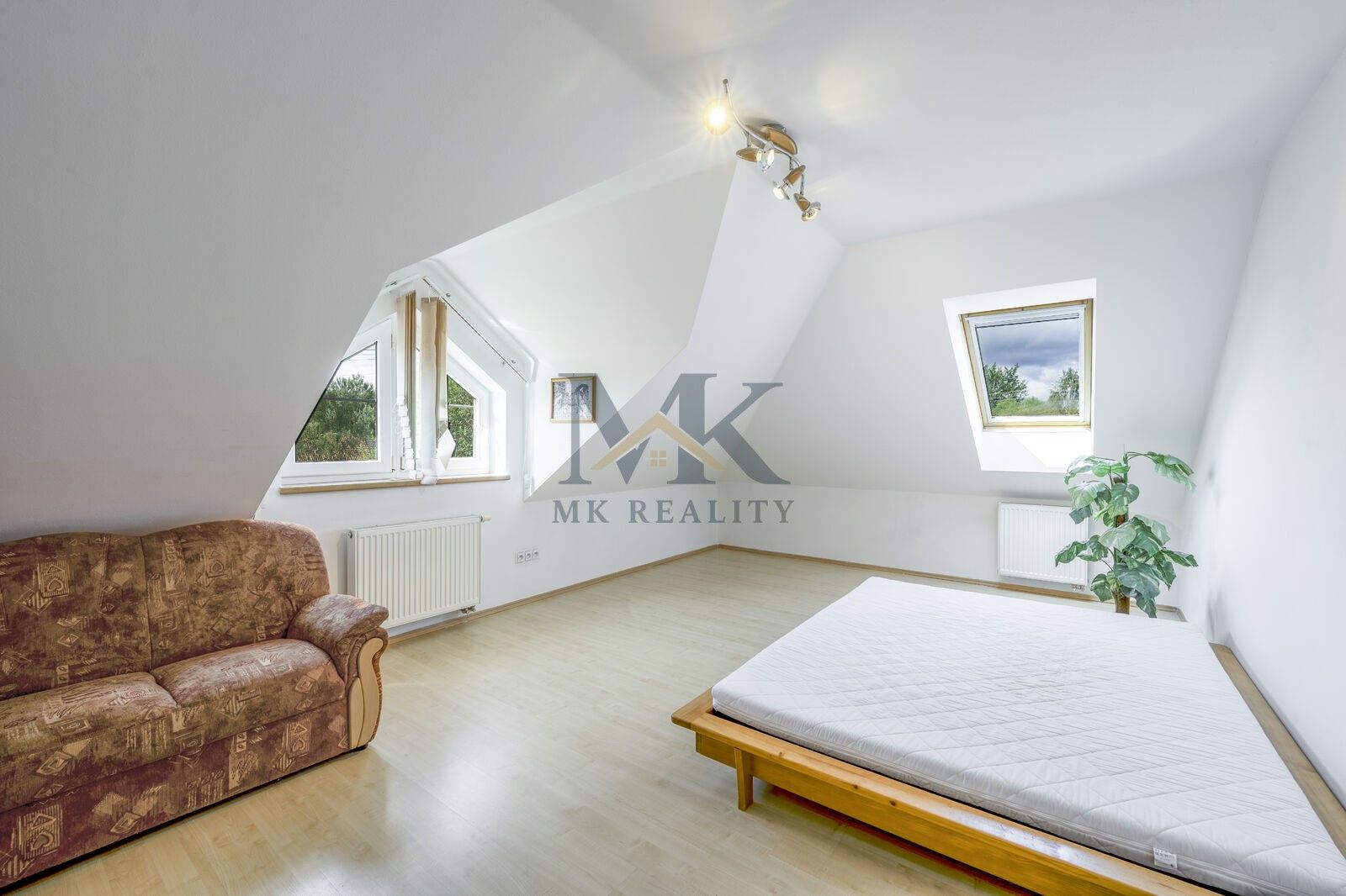 Pronájem domu 347 m² - foto 6
