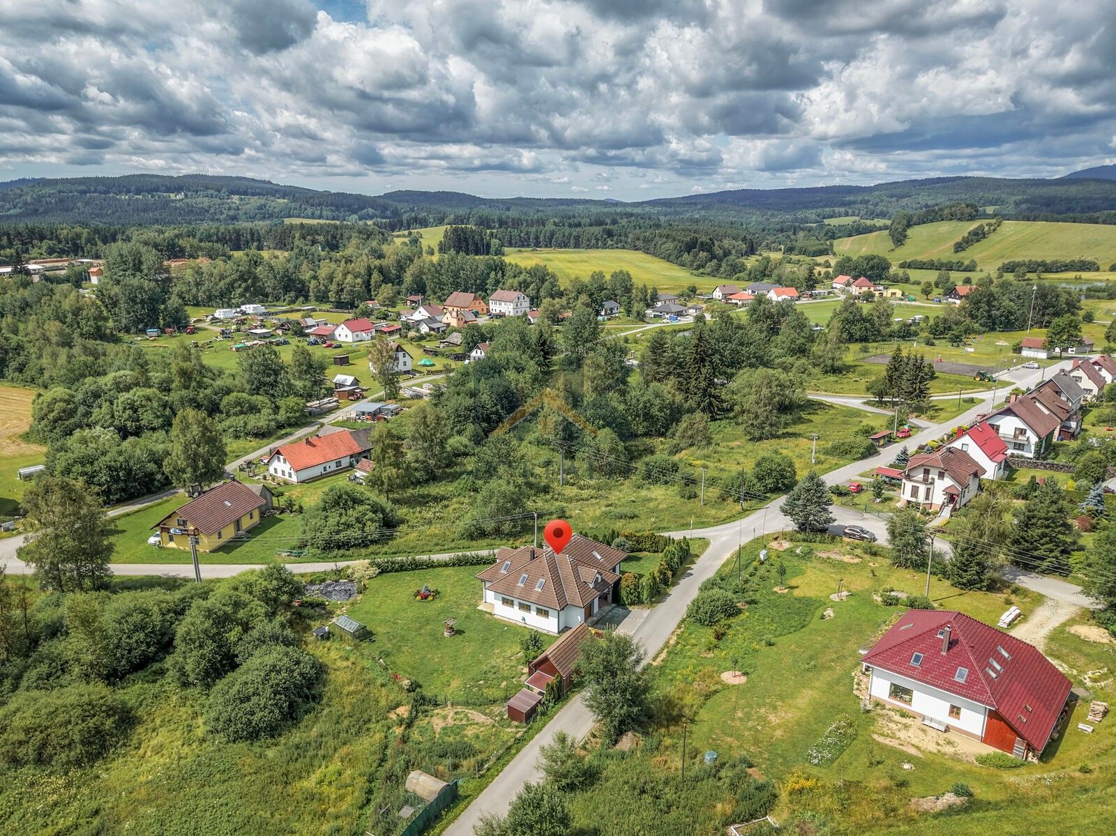 Pronájem domu 347 m² - foto 1