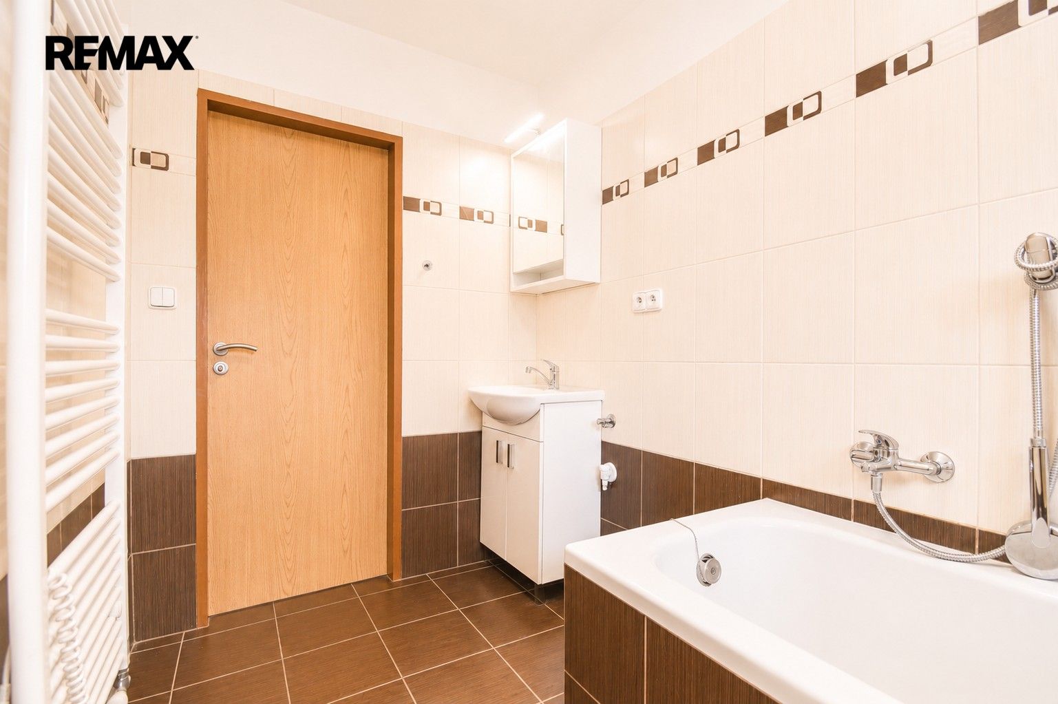 Pronájem bytu 3+kk 68 m² - foto 14
