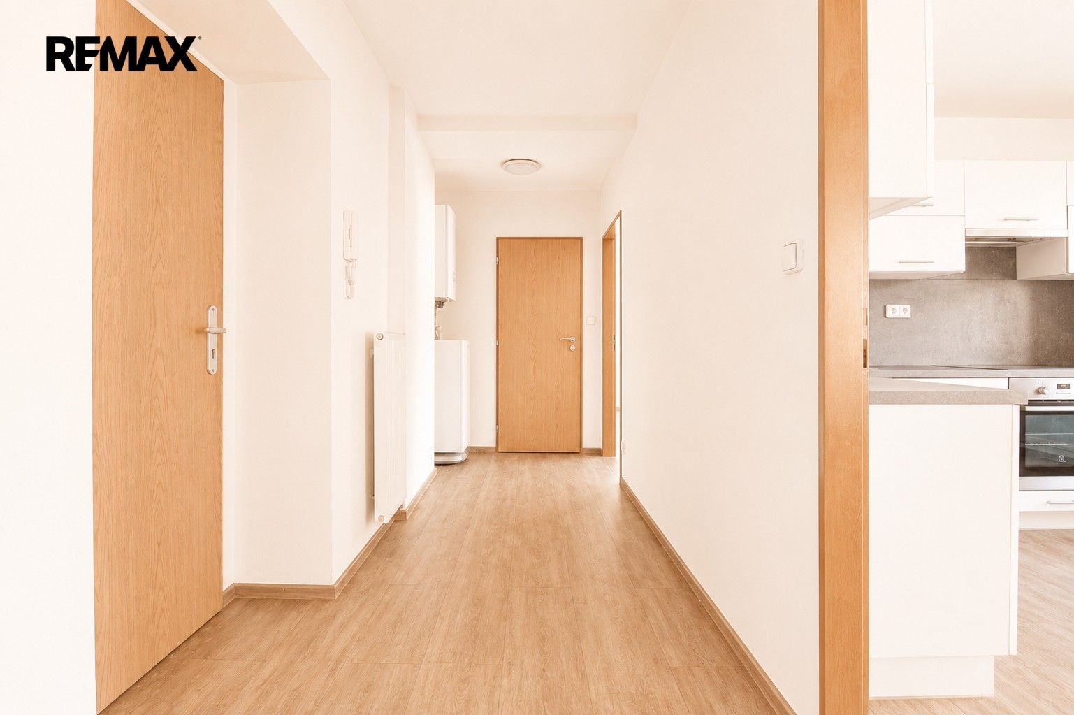 Pronájem bytu 3+kk 68 m² - foto 16