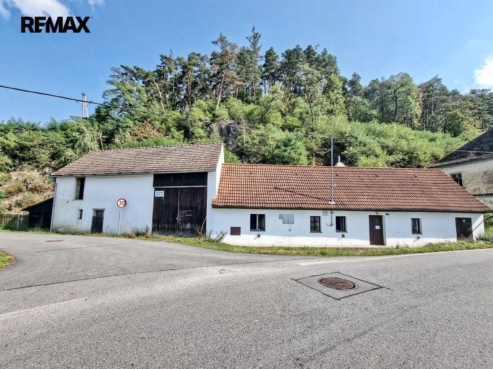 Prodej domu 100 m² - foto 2