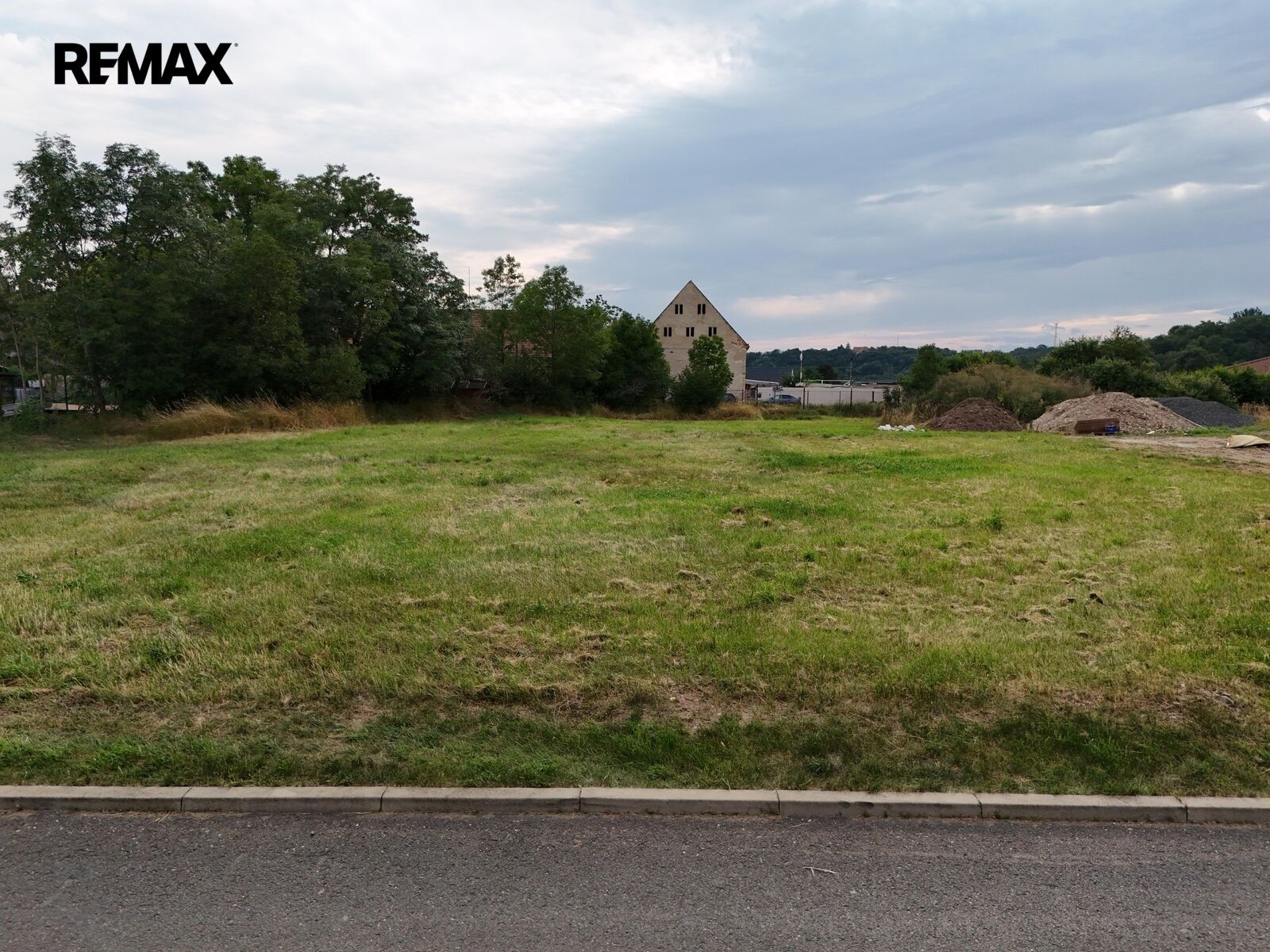 Prodej pozemku 1605 m² - foto 12