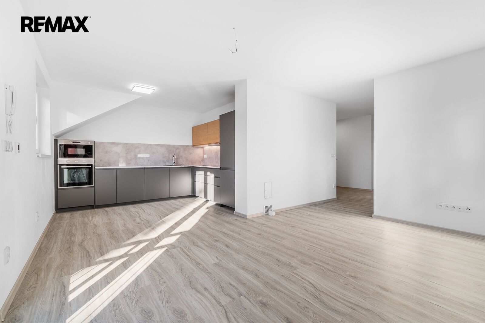 Prodej bytu 4+kk 80 m² - foto 11