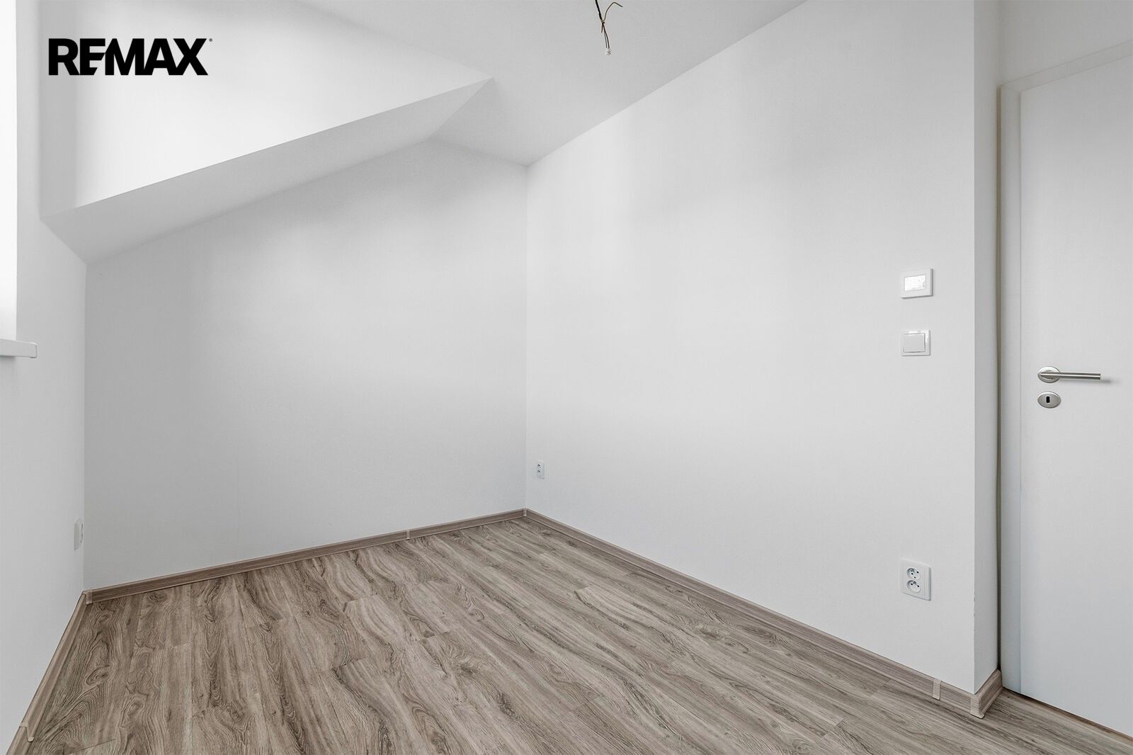 Prodej bytu 4+kk 80 m² - foto 22