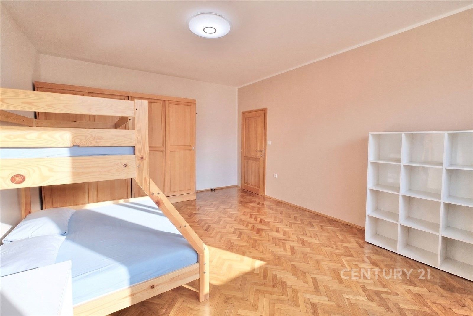Pronájem bytu 135 m² - foto 6
