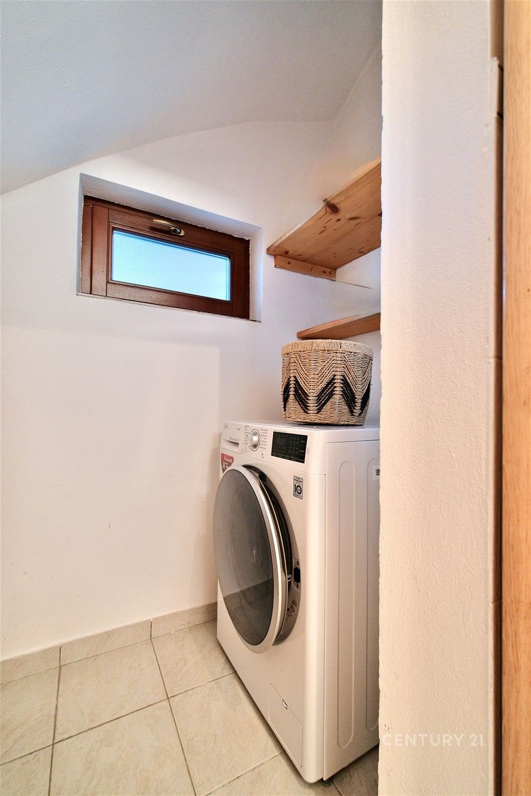 Pronájem bytu 135 m² - foto 18
