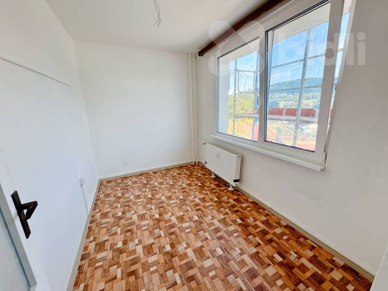 Pronájem bytu 4+1 73 m² - foto 9