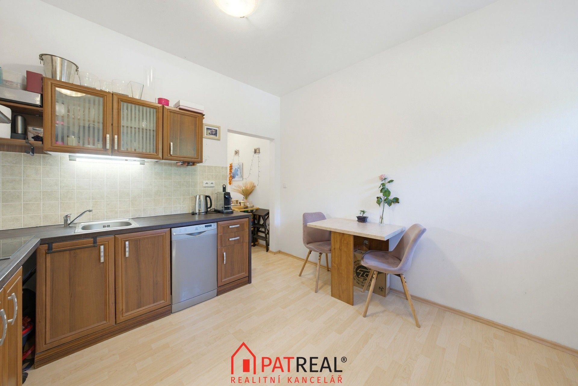 Prodej bytu 1+1 177 m² - foto 6