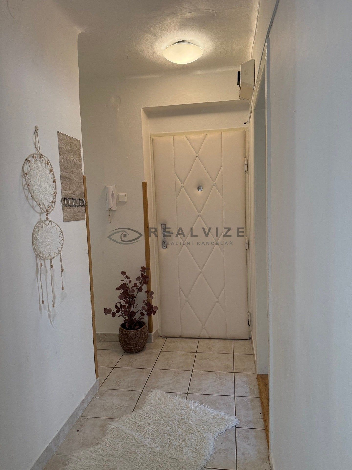 Pronájem bytu 2+1 53 m² - foto 6