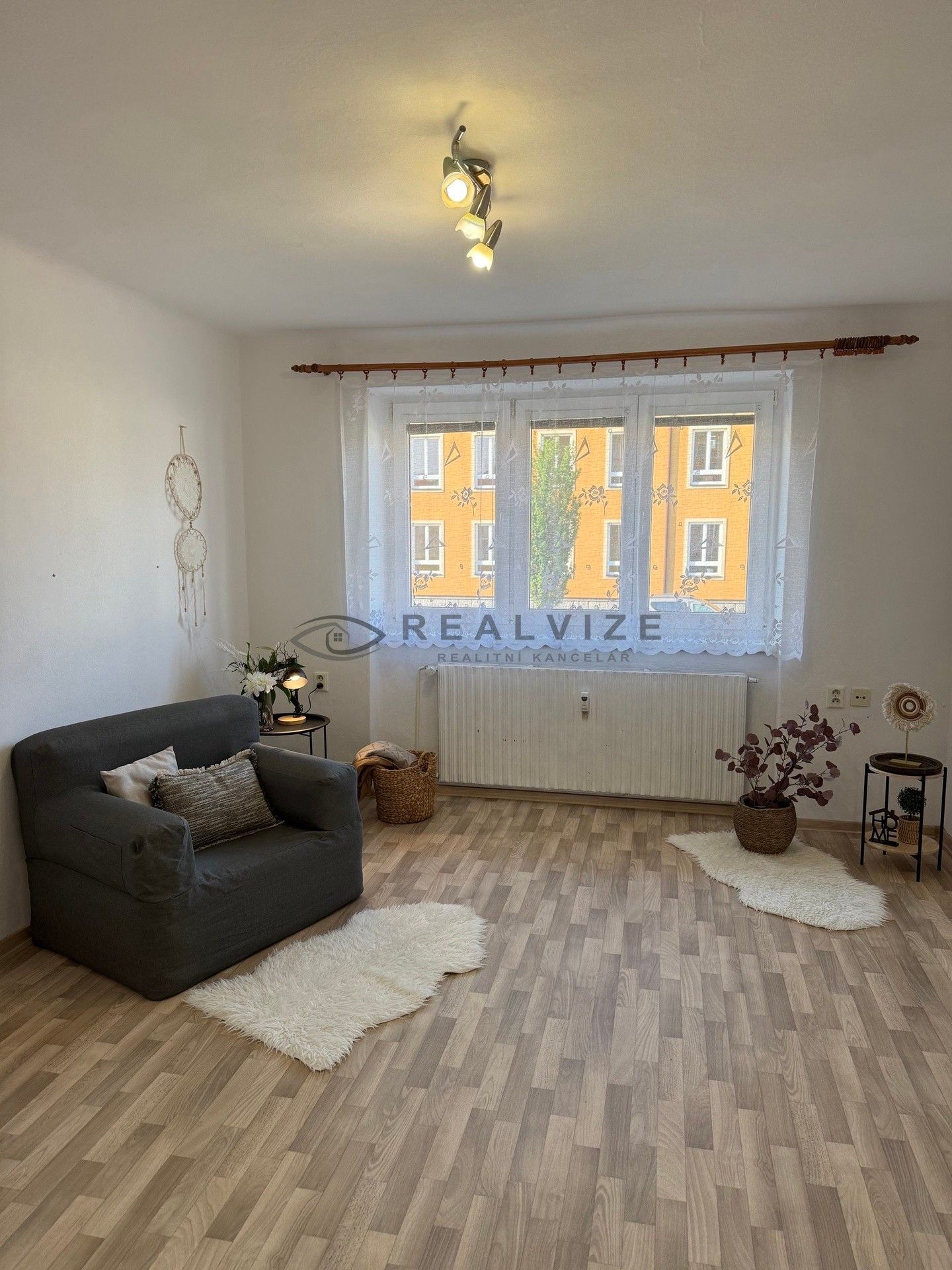 Pronájem bytu 2+1 53 m² - foto 11