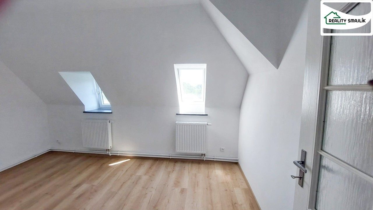 Pronájem bytu 3+1 54 m² - foto 3