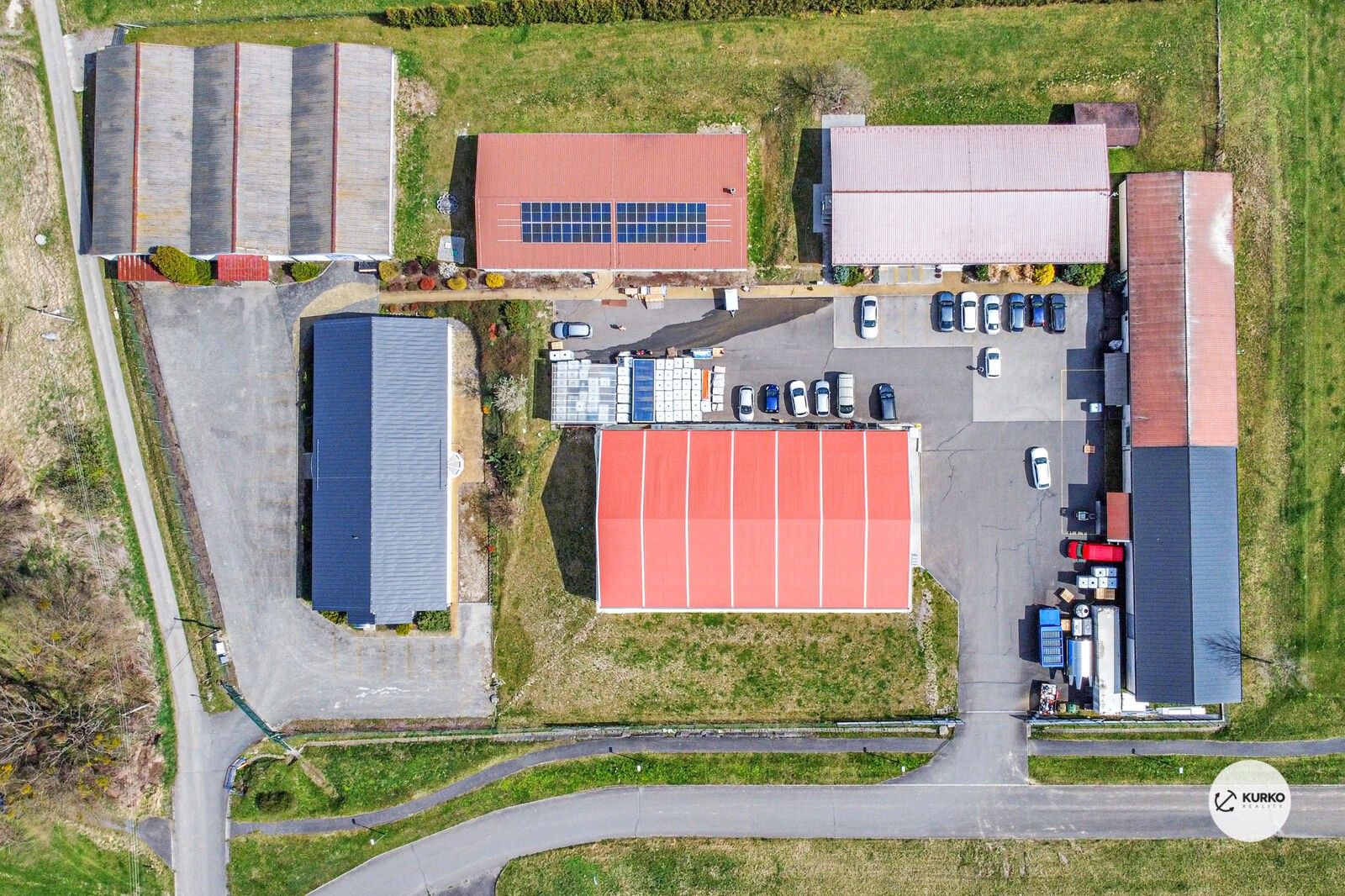 Pronájem komerčního prostoru 950 m² - foto 13