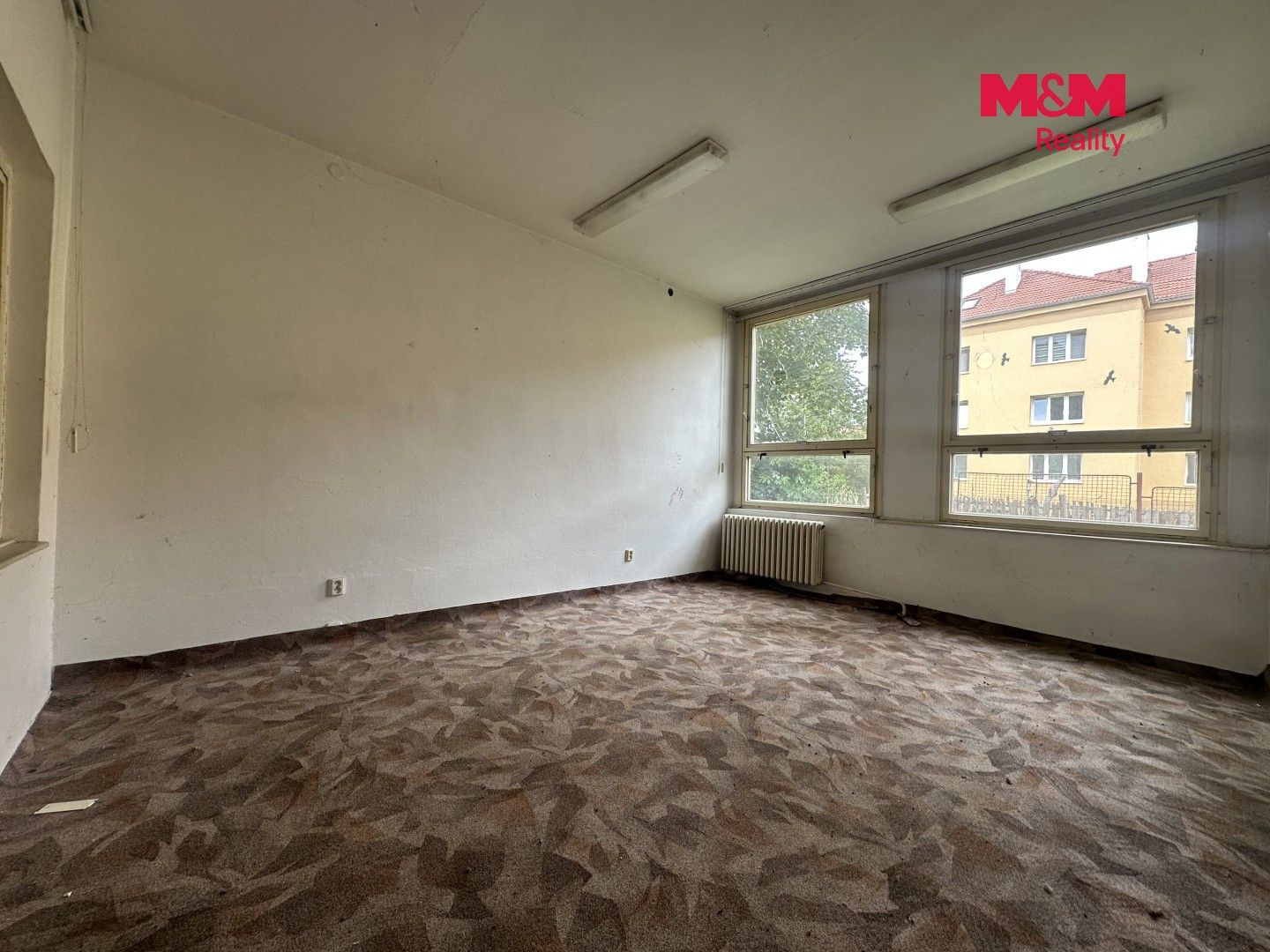 Prodej komerčního prostoru 900 m² - foto 4