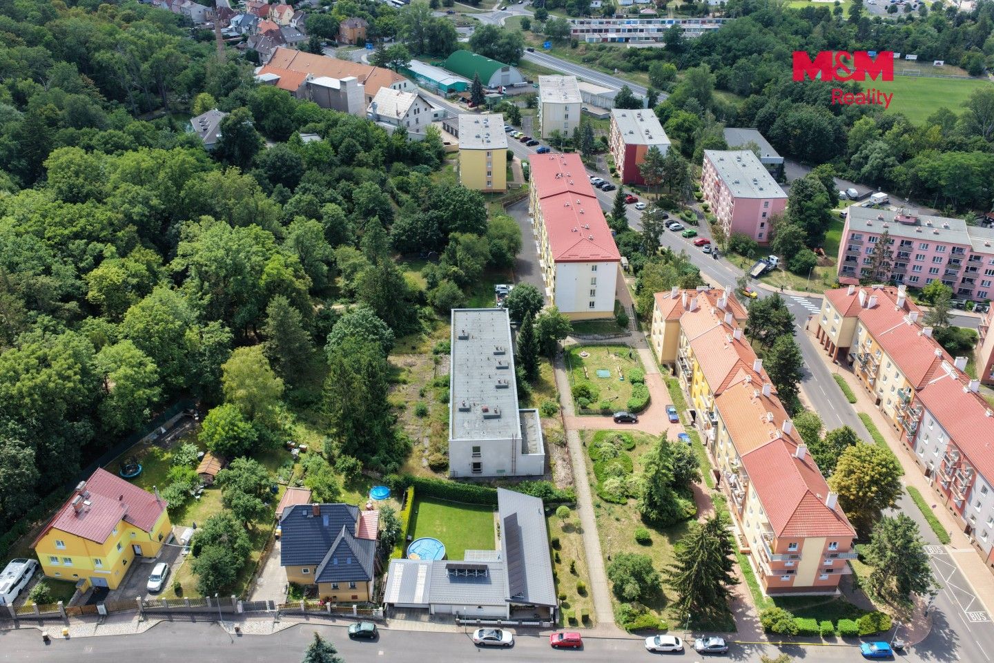 Prodej komerčního prostoru 900 m² - foto 9