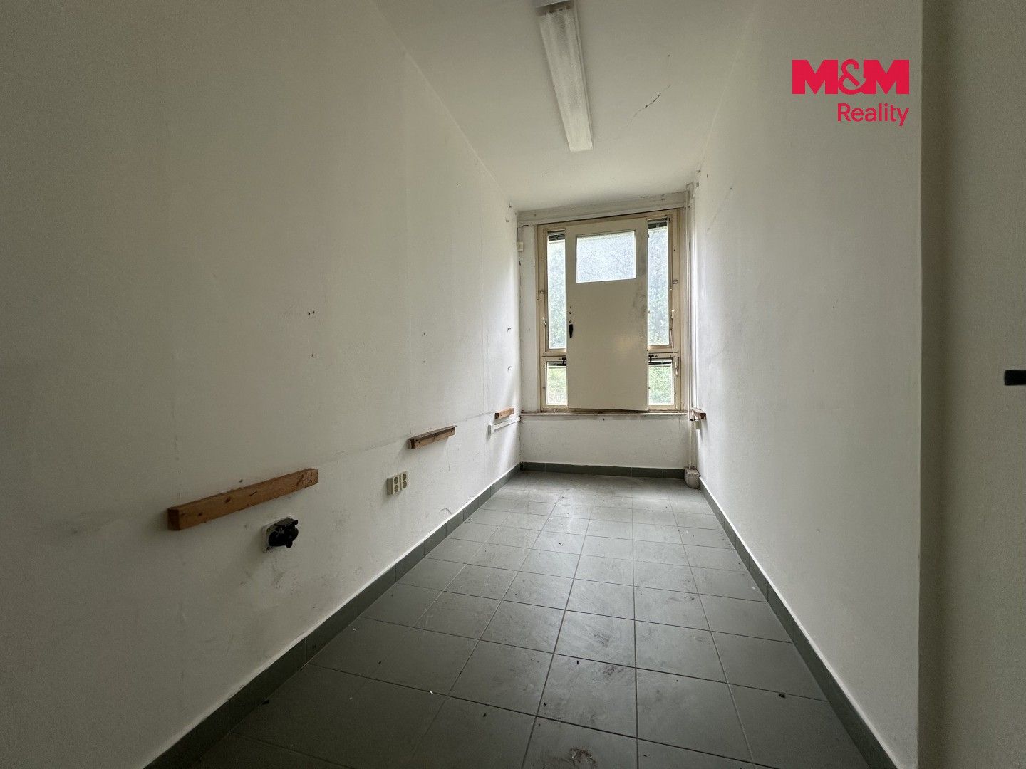 Prodej komerčního prostoru 900 m² - foto 14