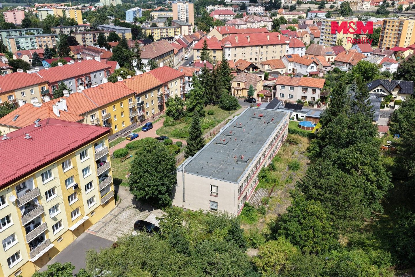 Prodej komerčního prostoru 900 m² - foto 24