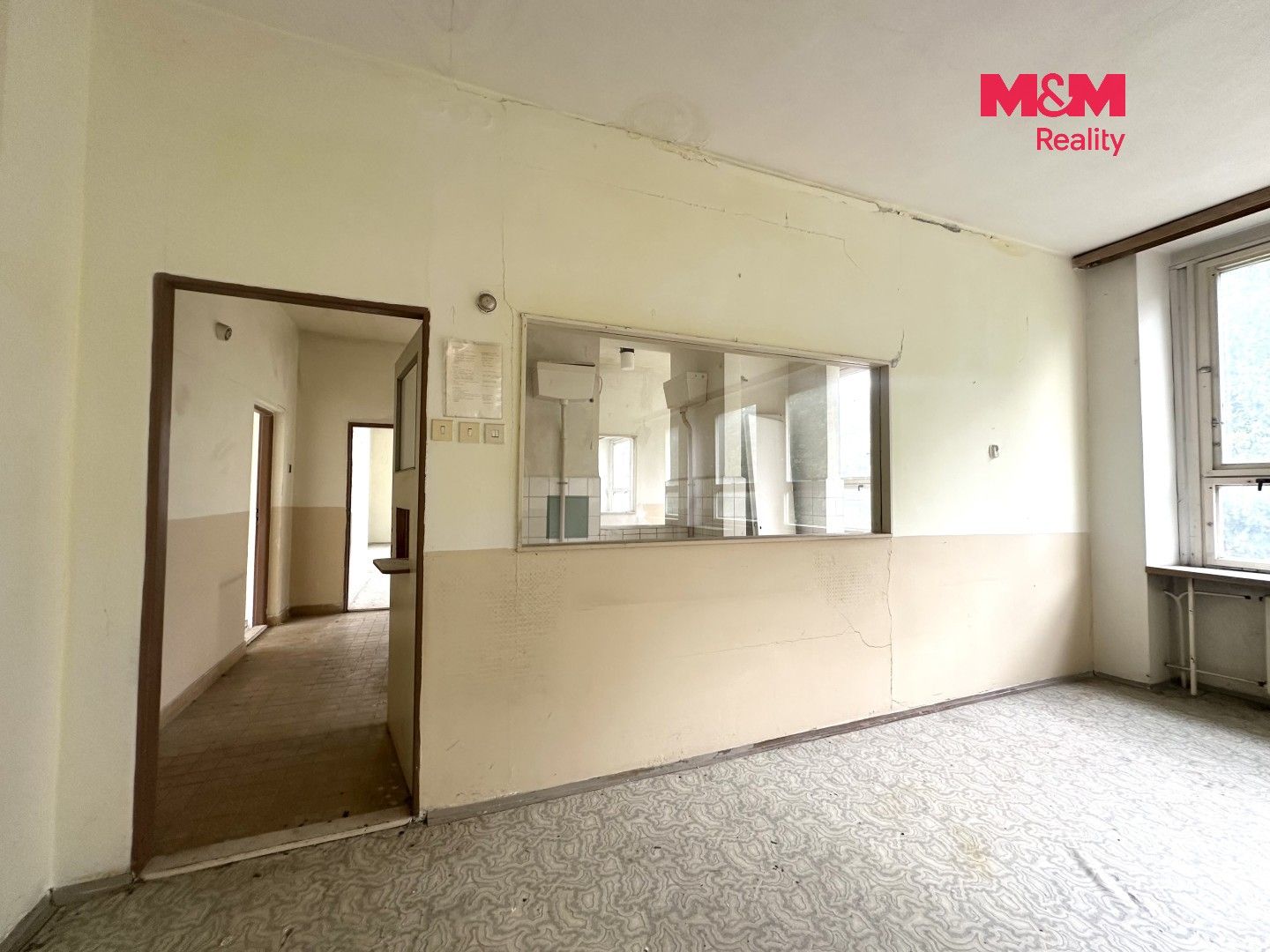 Prodej komerčního prostoru 900 m² - foto 26