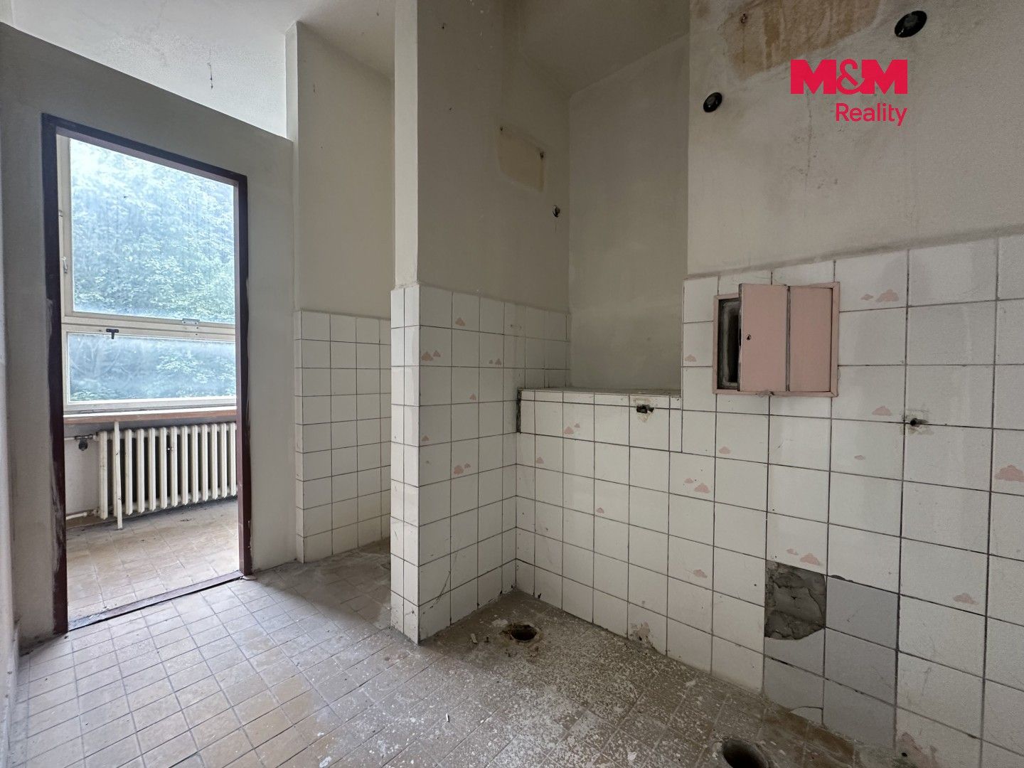 Prodej komerčního prostoru 900 m² - foto 35