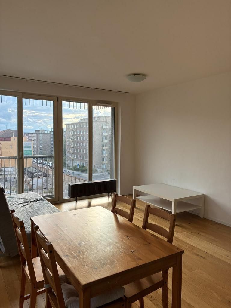 Pronájem bytu 2+kk 55 m² - foto 3