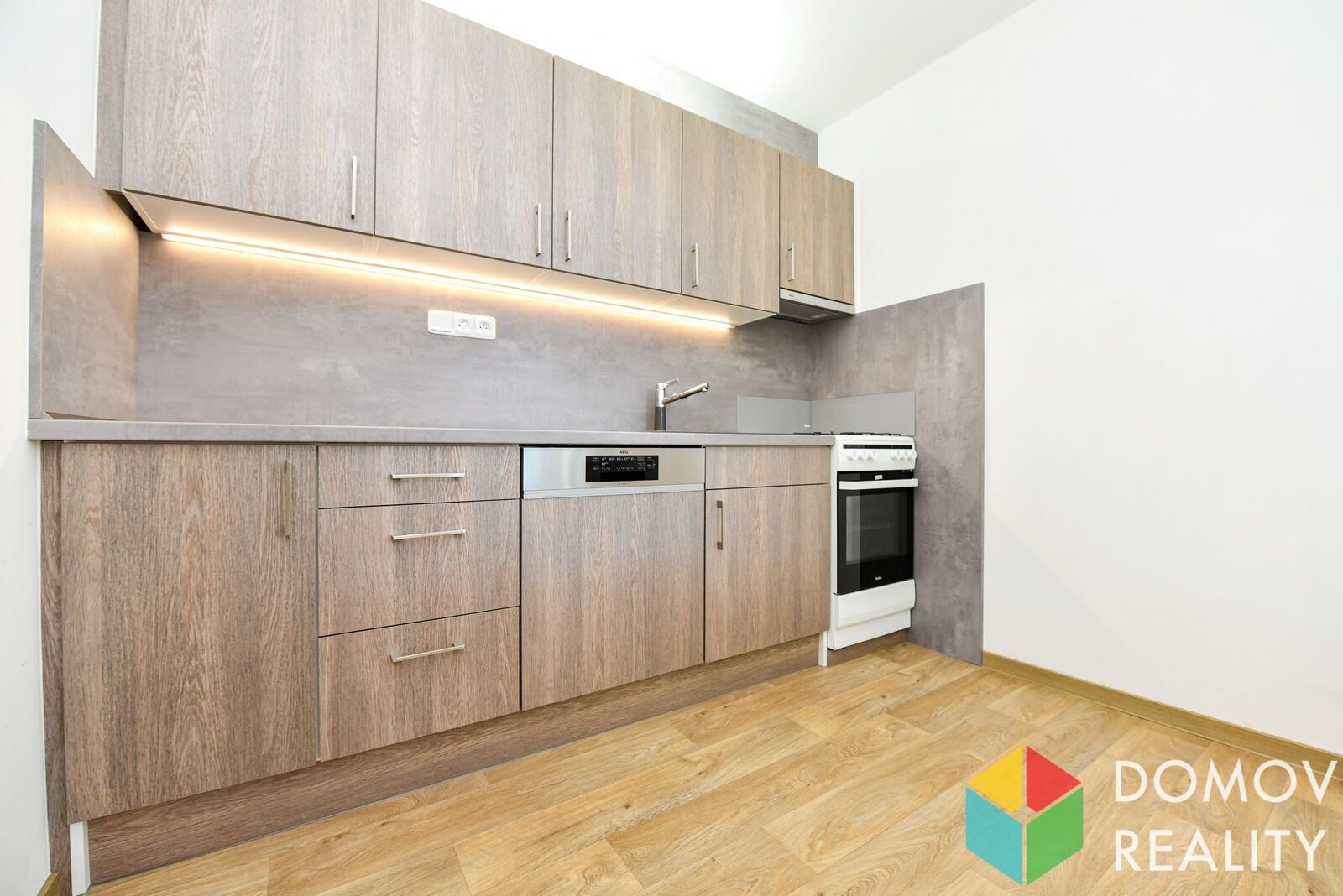 Pronájem bytu 2+1 43 m² - foto 2