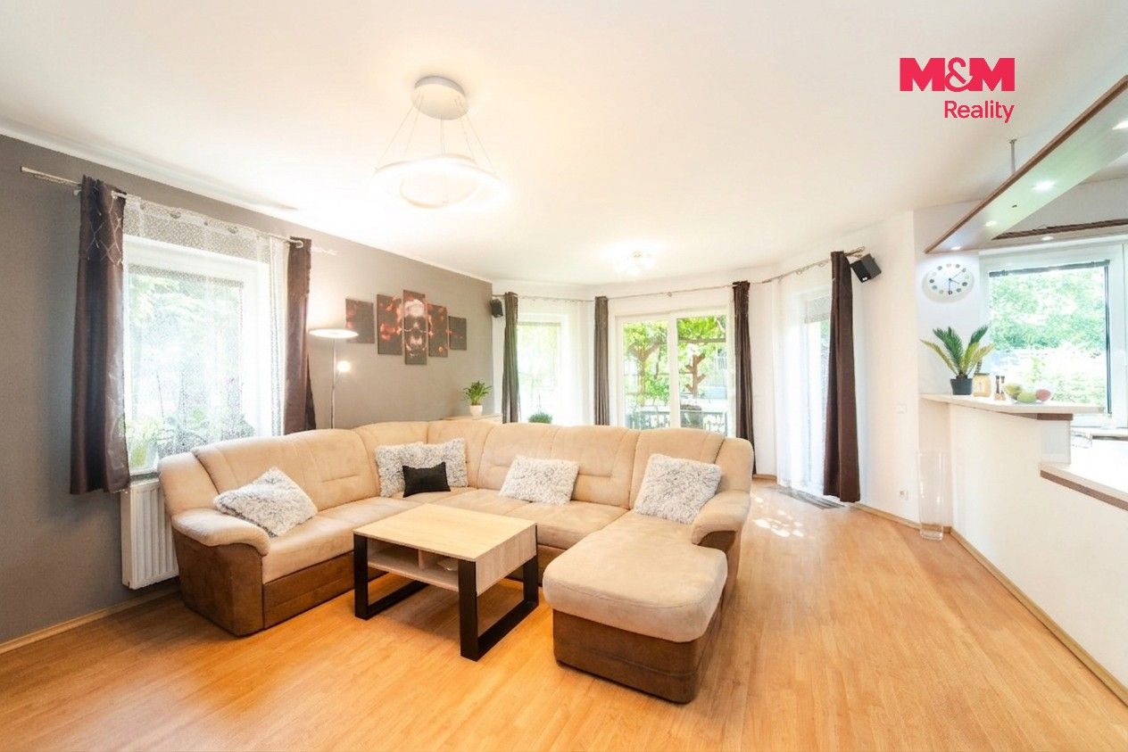 Prodej domu 196 m² - foto 2