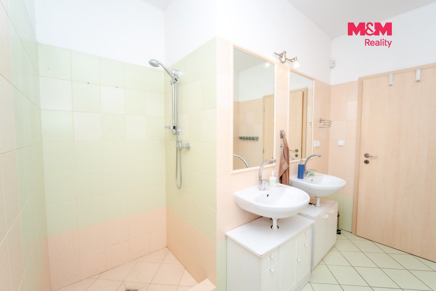 Prodej domu 196 m² - foto 38