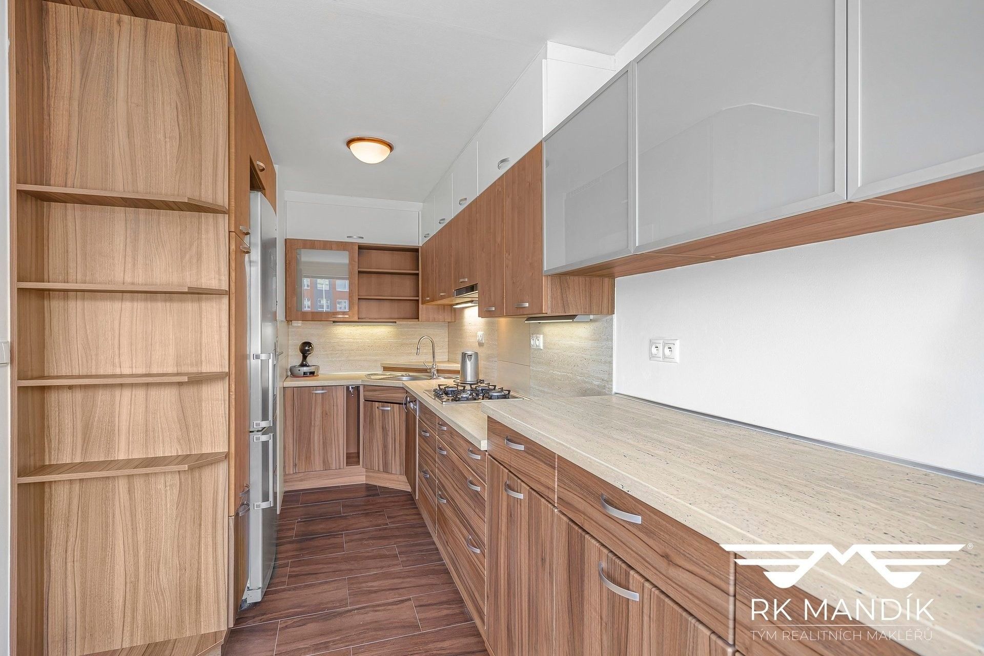 Pronájem bytu 3+kk 70 m² - foto 4