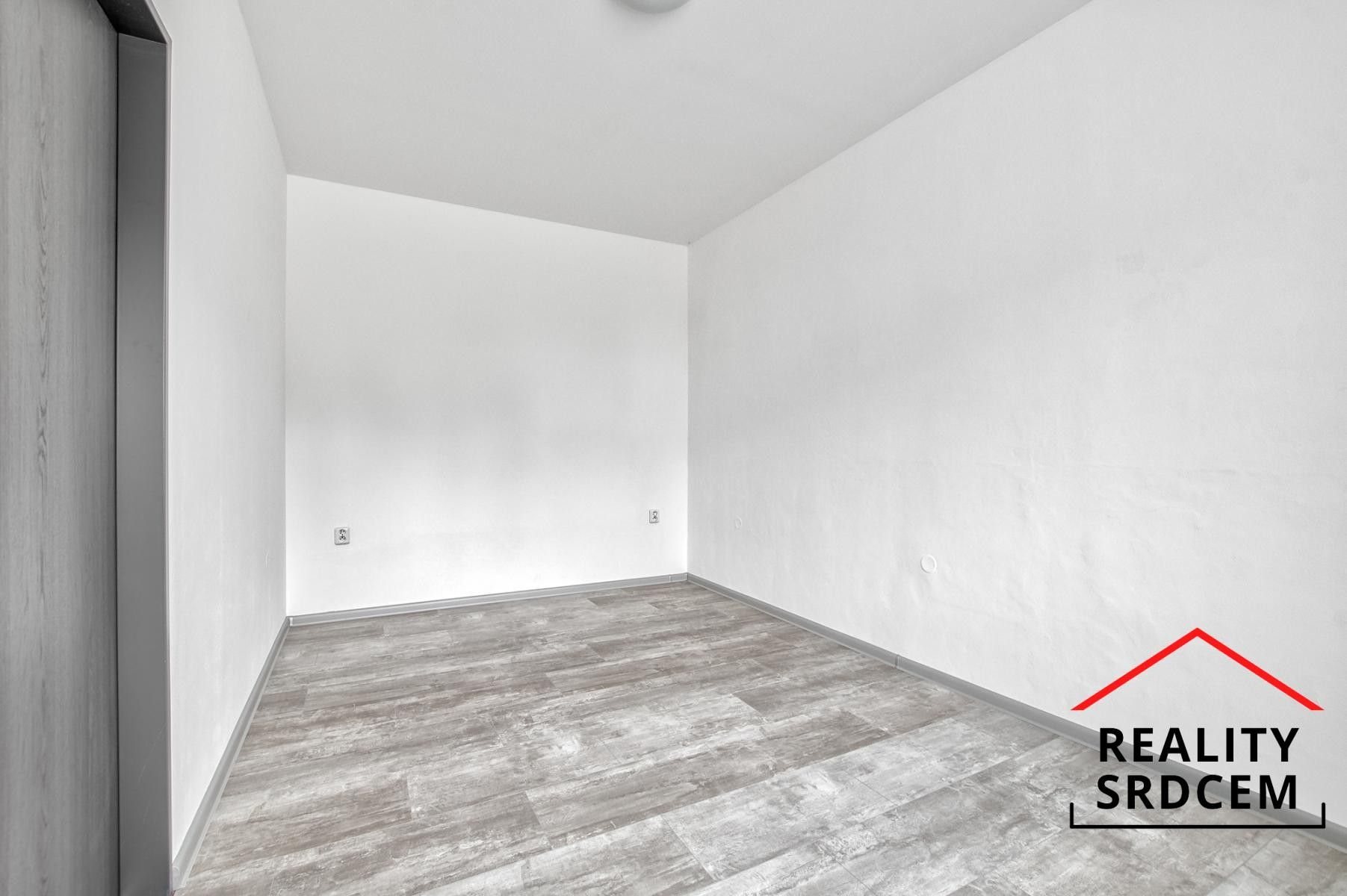 Pronájem bytu 2+kk 43 m² - foto 5