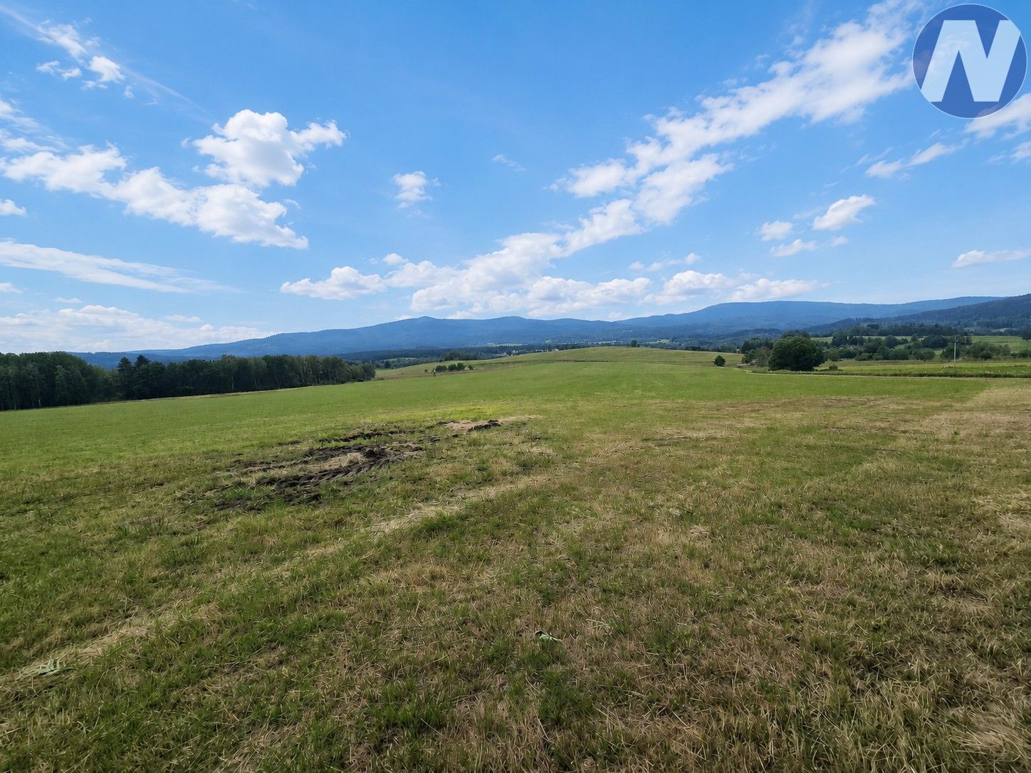 Prodej pozemku 2165 m² - foto 2