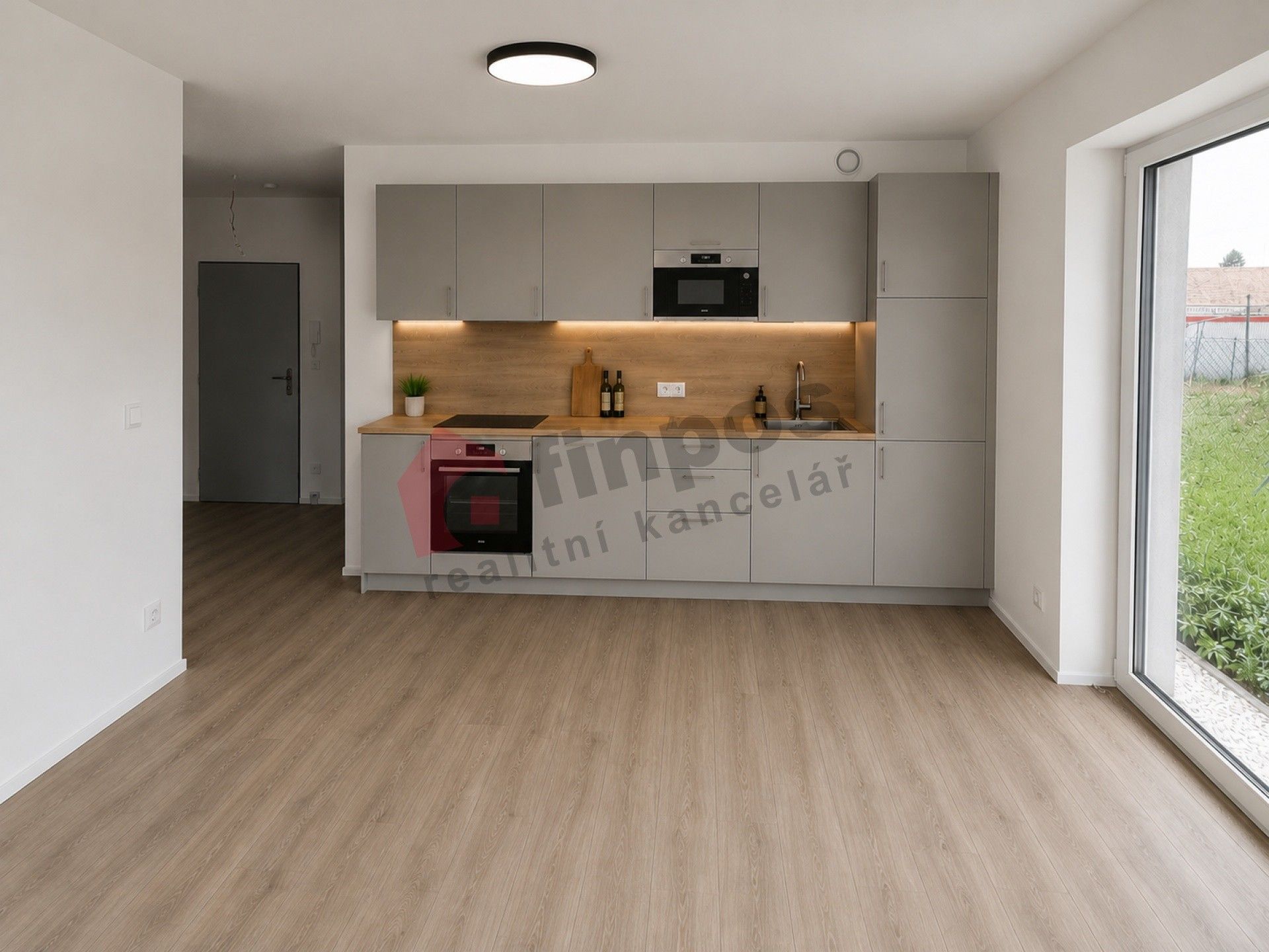 Pronájem bytu 2+kk 49 m² - foto 3