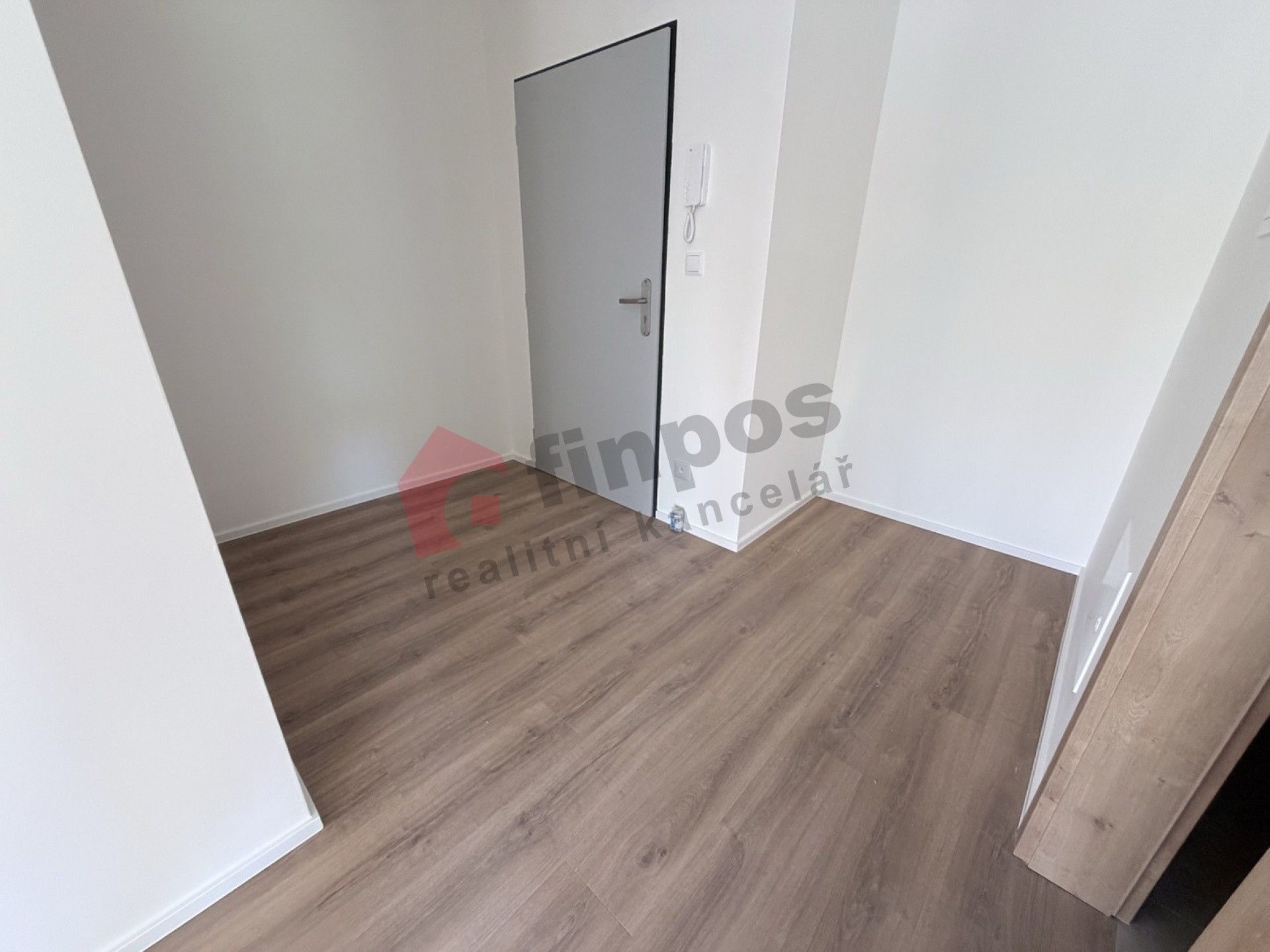 Pronájem bytu 2+kk 49 m² - foto 8