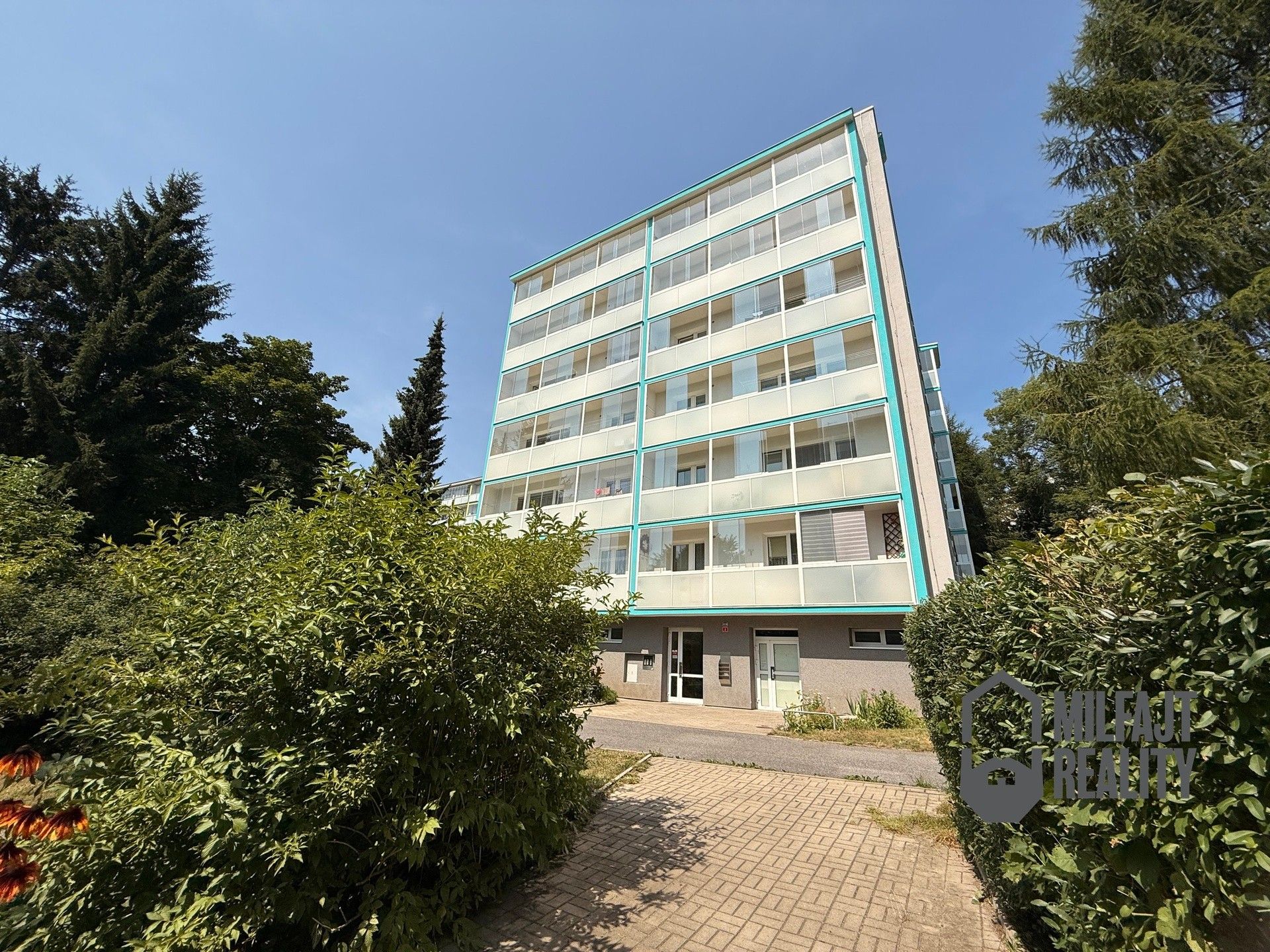 Pronájem bytu 3+1 79 m² - foto 12