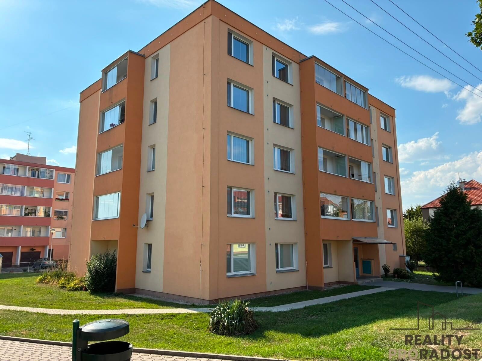 Prodej bytu 3+1 75 m² - foto 1