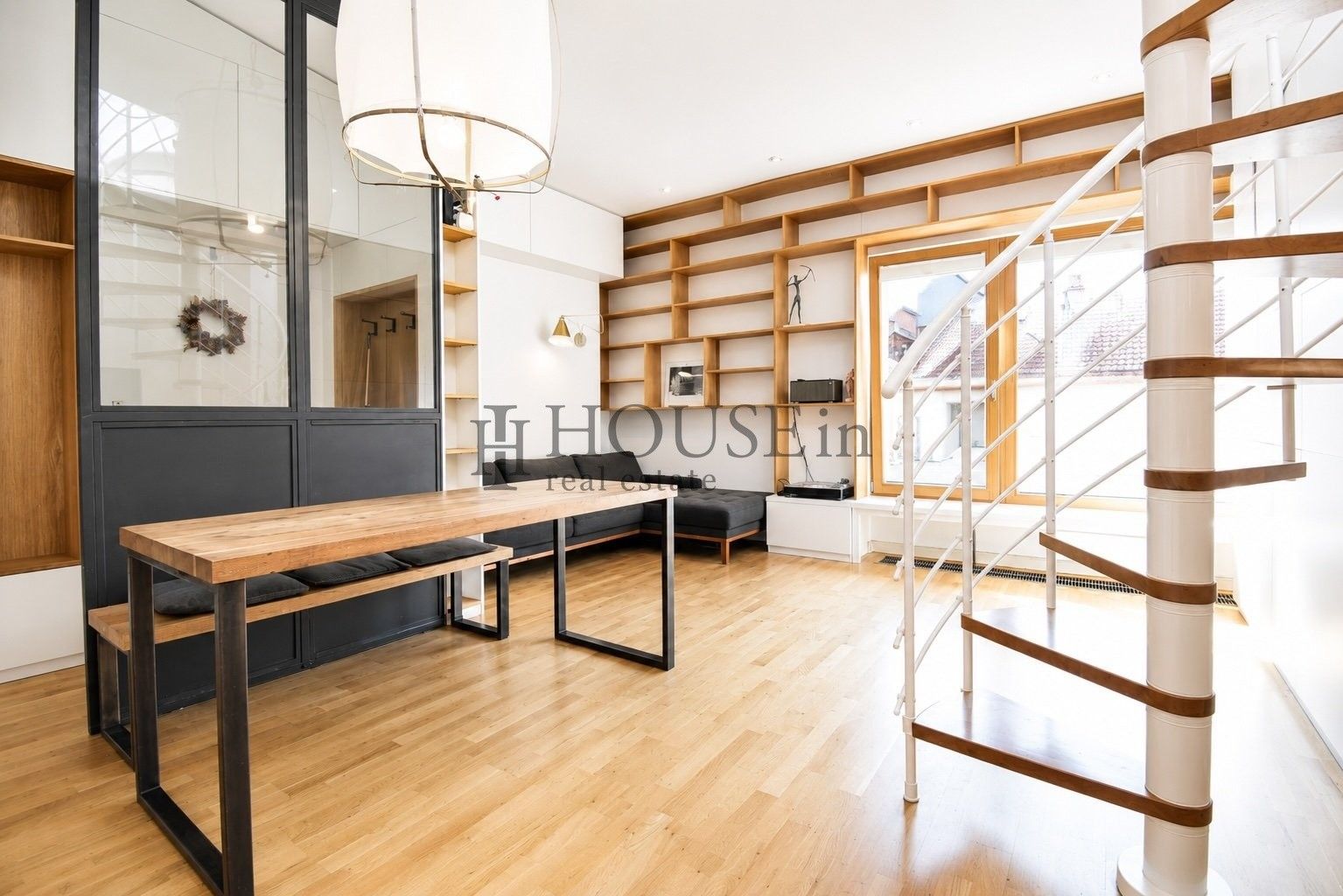 Pronájem bytu 3+kk 83 m² - foto 3