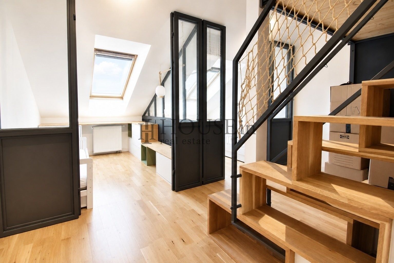 Pronájem bytu 3+kk 83 m² - foto 11