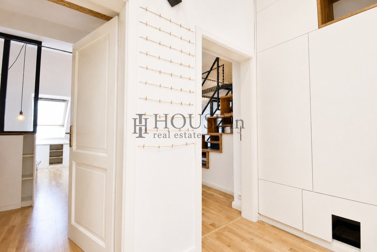 Pronájem bytu 3+kk 83 m² - foto 12