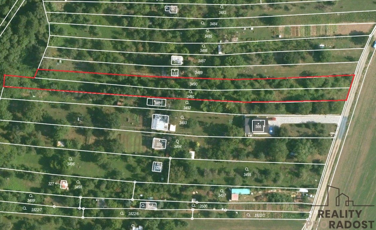 Prodej pozemku 2698 m² - foto 4