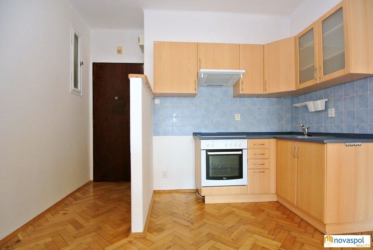 Pronájem bytu 2+1 50 m² - foto 5