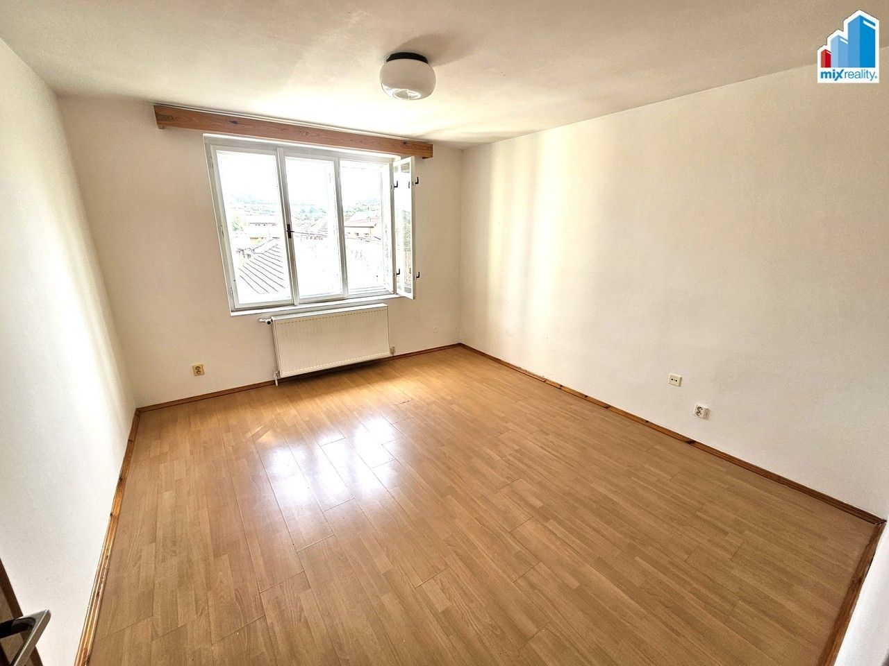 Pronájem bytu 4+1 120 m² - foto 9