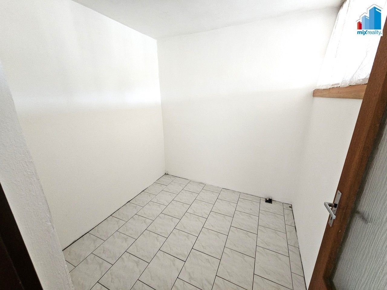 Pronájem bytu 4+1 120 m² - foto 15