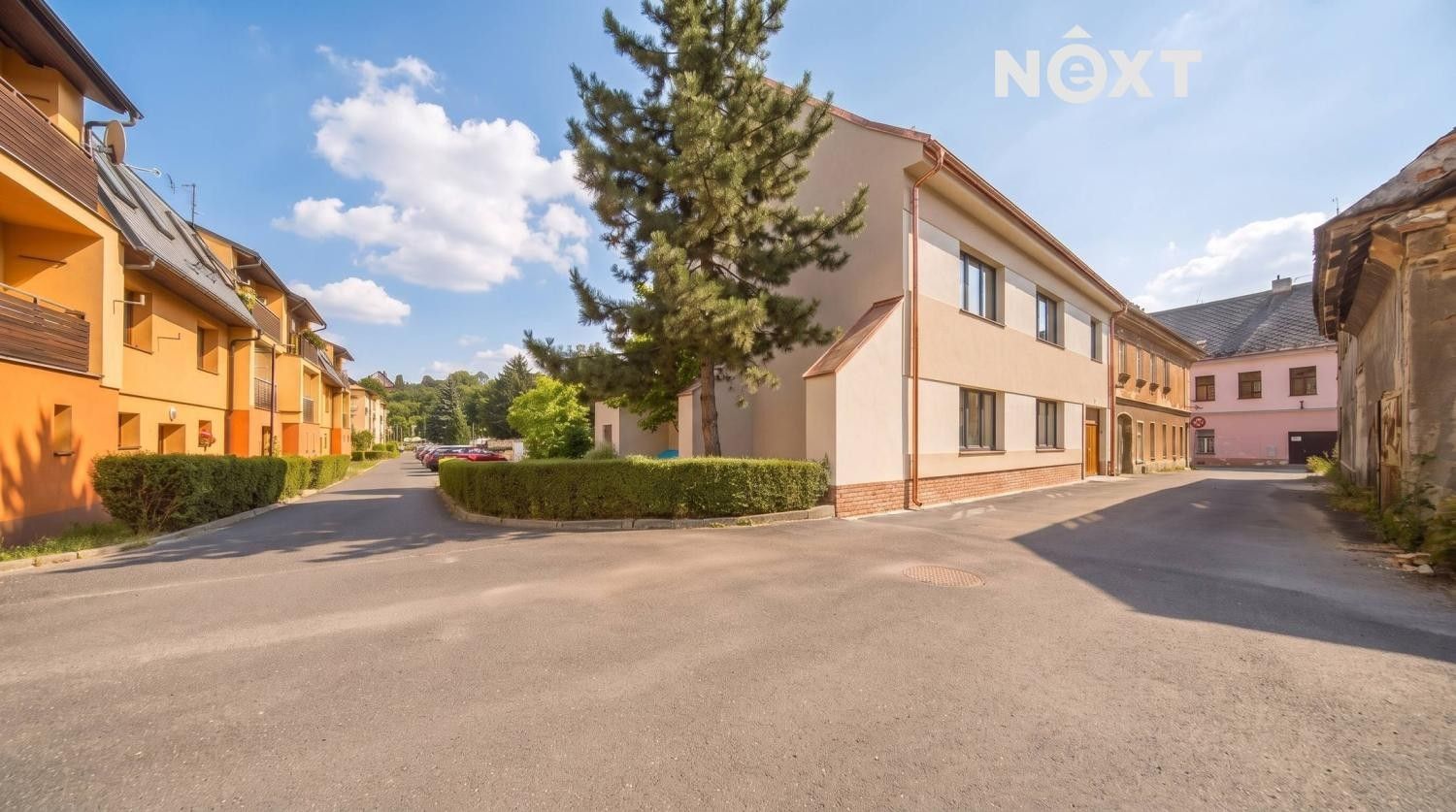 Prodej komerčního prostoru 267 m² - foto 2