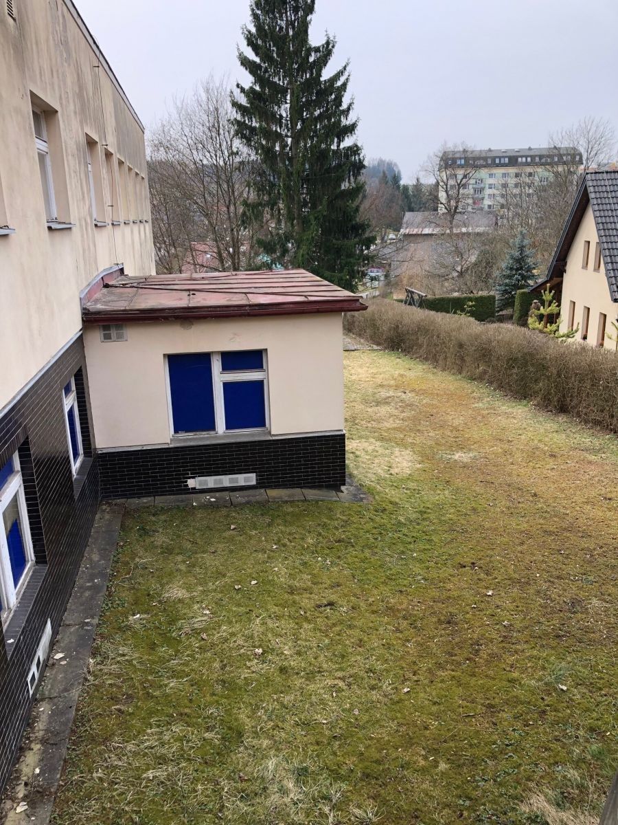 Prodej komerčního prostoru 560 m² - foto 4