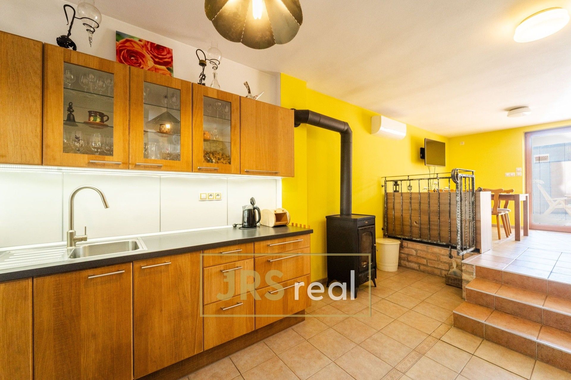 Prodej nemovitosti 76 m² - foto 4