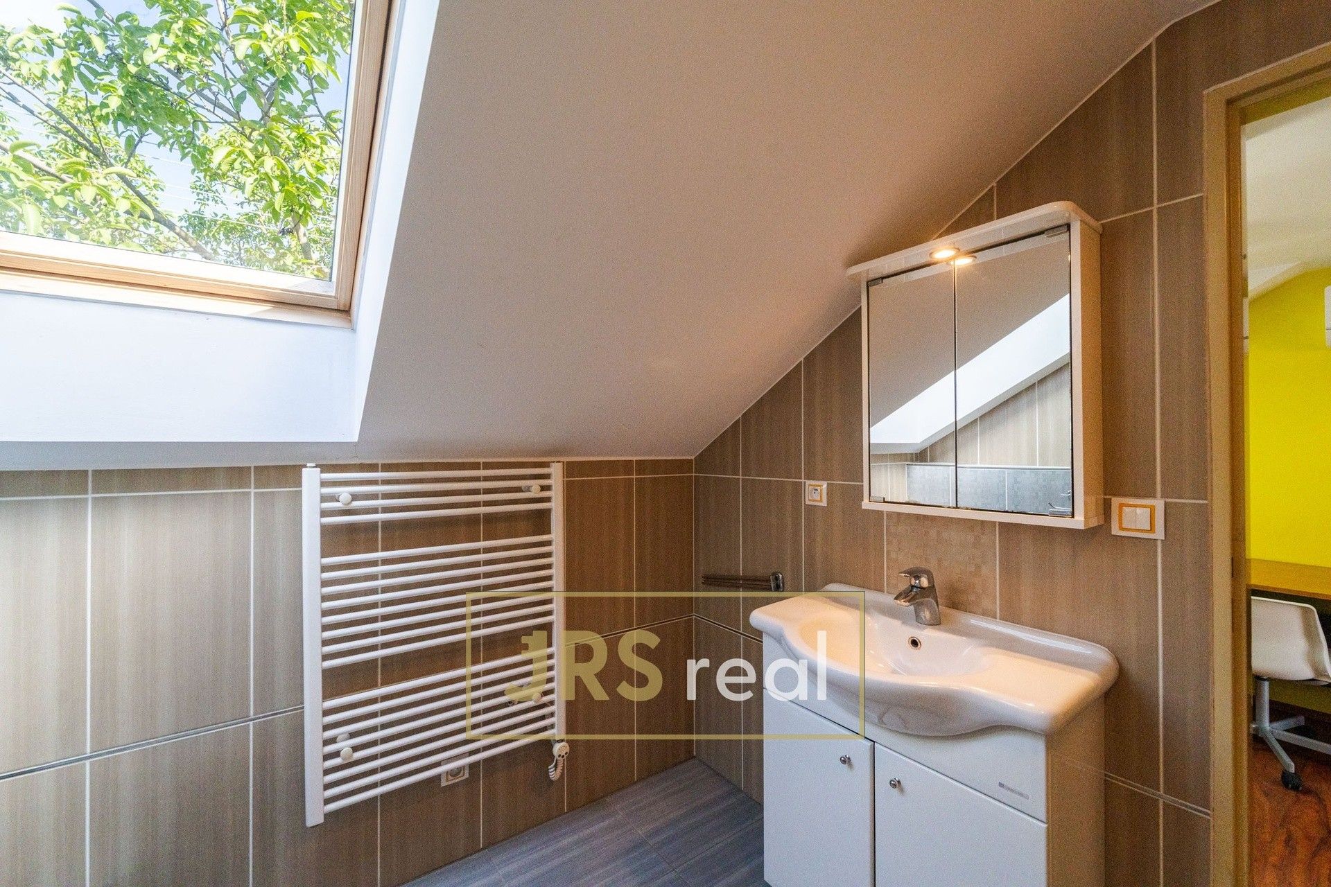 Prodej nemovitosti 76 m² - foto 14