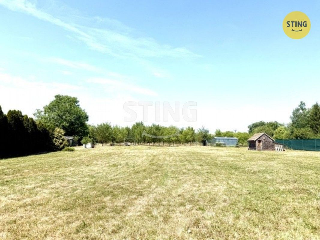Prodej pozemku 4652 m² - foto 1