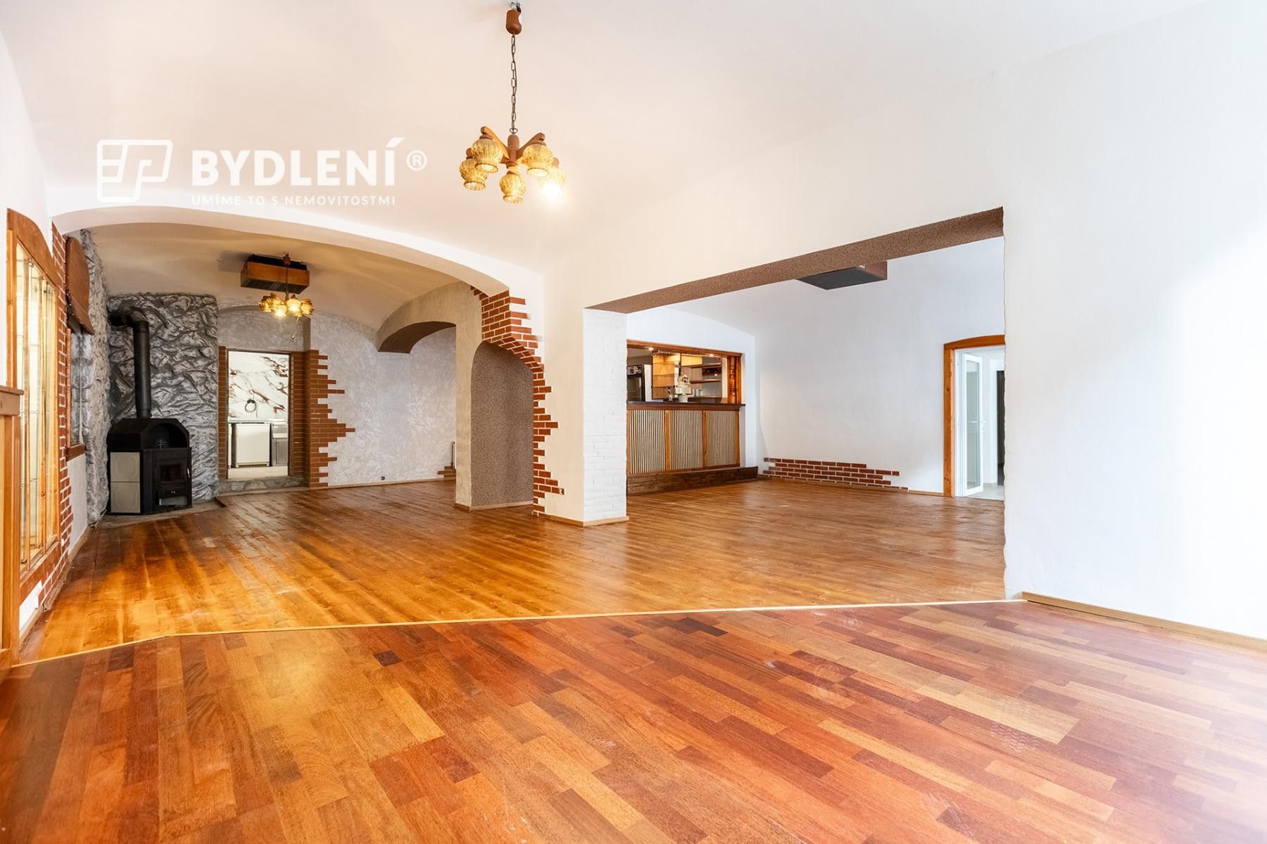 Pronájem komerčního prostoru 330 m² - foto 6
