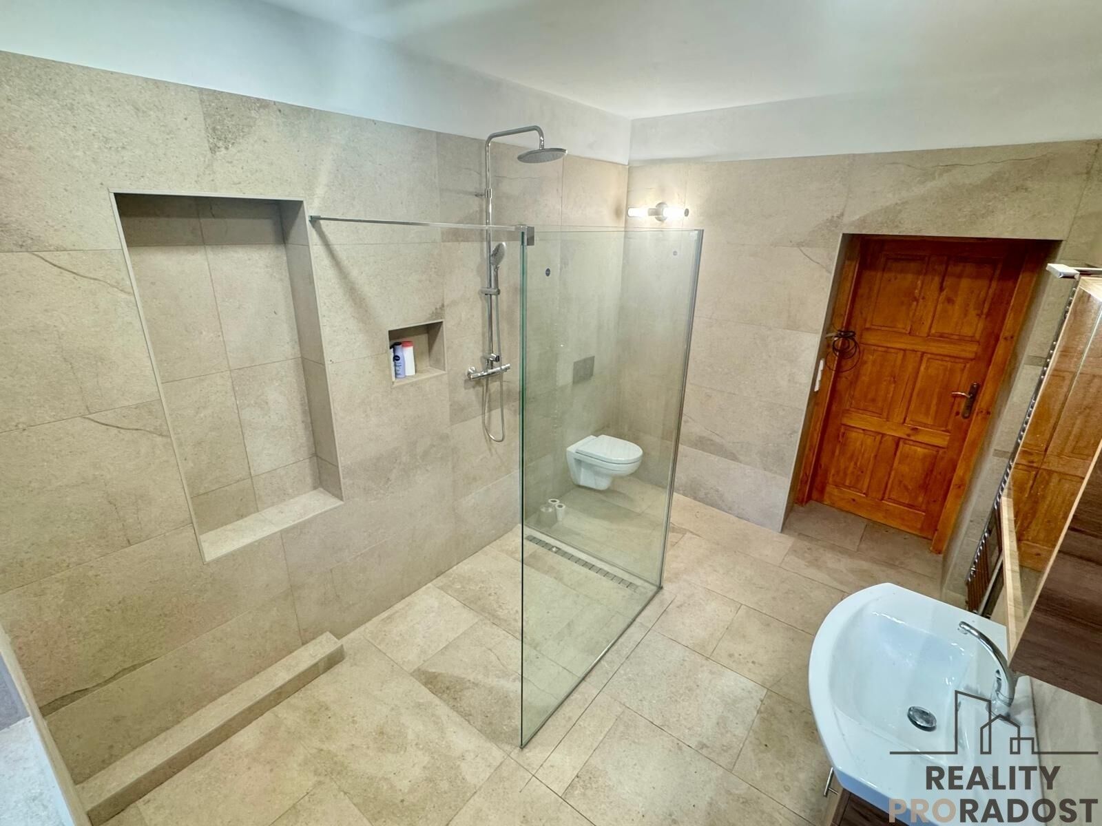 Prodej domu 450 m² - foto 11
